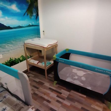 Casa Ideal Para Familias Con Patio Y 3 Banos Valenza Esterno foto
