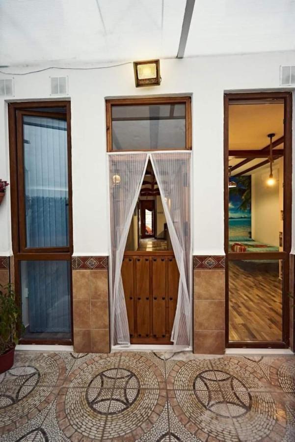 Casa Ideal Para Familias Con Patio Y 3 Banos Valenza Esterno foto